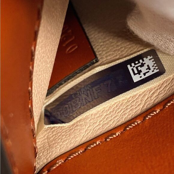 Chloé ABY Chain Mini Leather Shoulder Bag - Picture 15 of 15